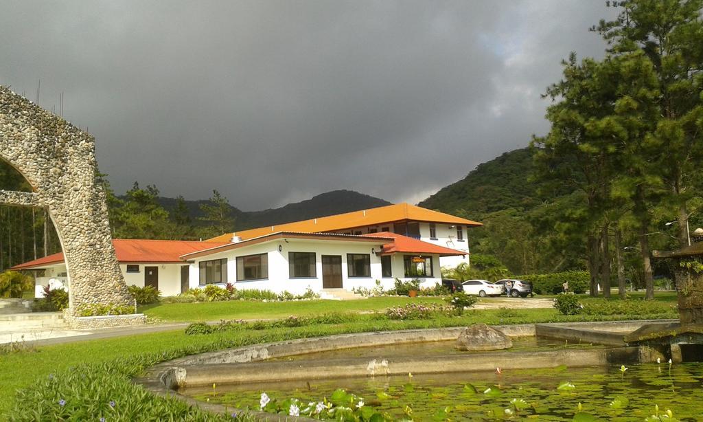 凯木派斯特酒店 El Valle de Anton 外观 照片